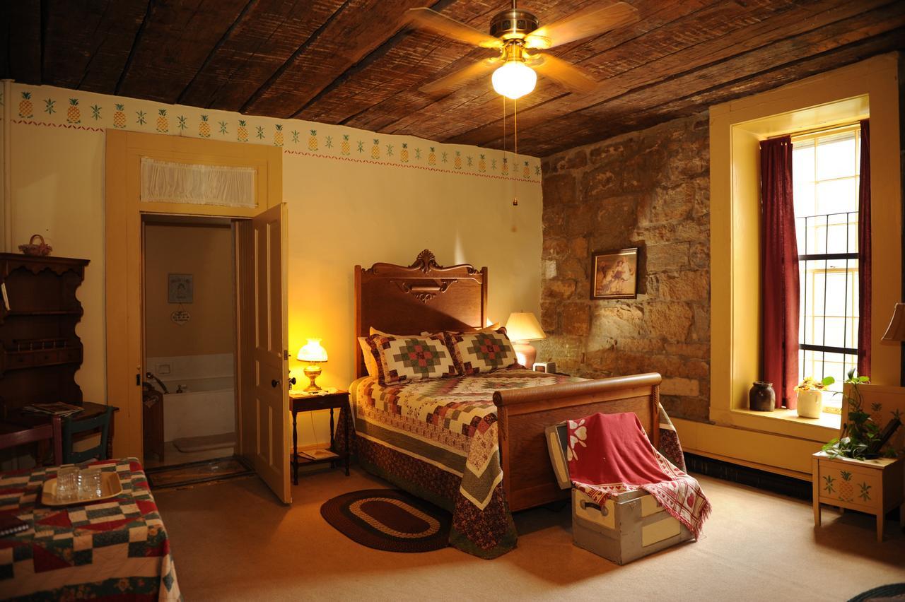 Jailer'S Inn Бардстаун Экстерьер фото