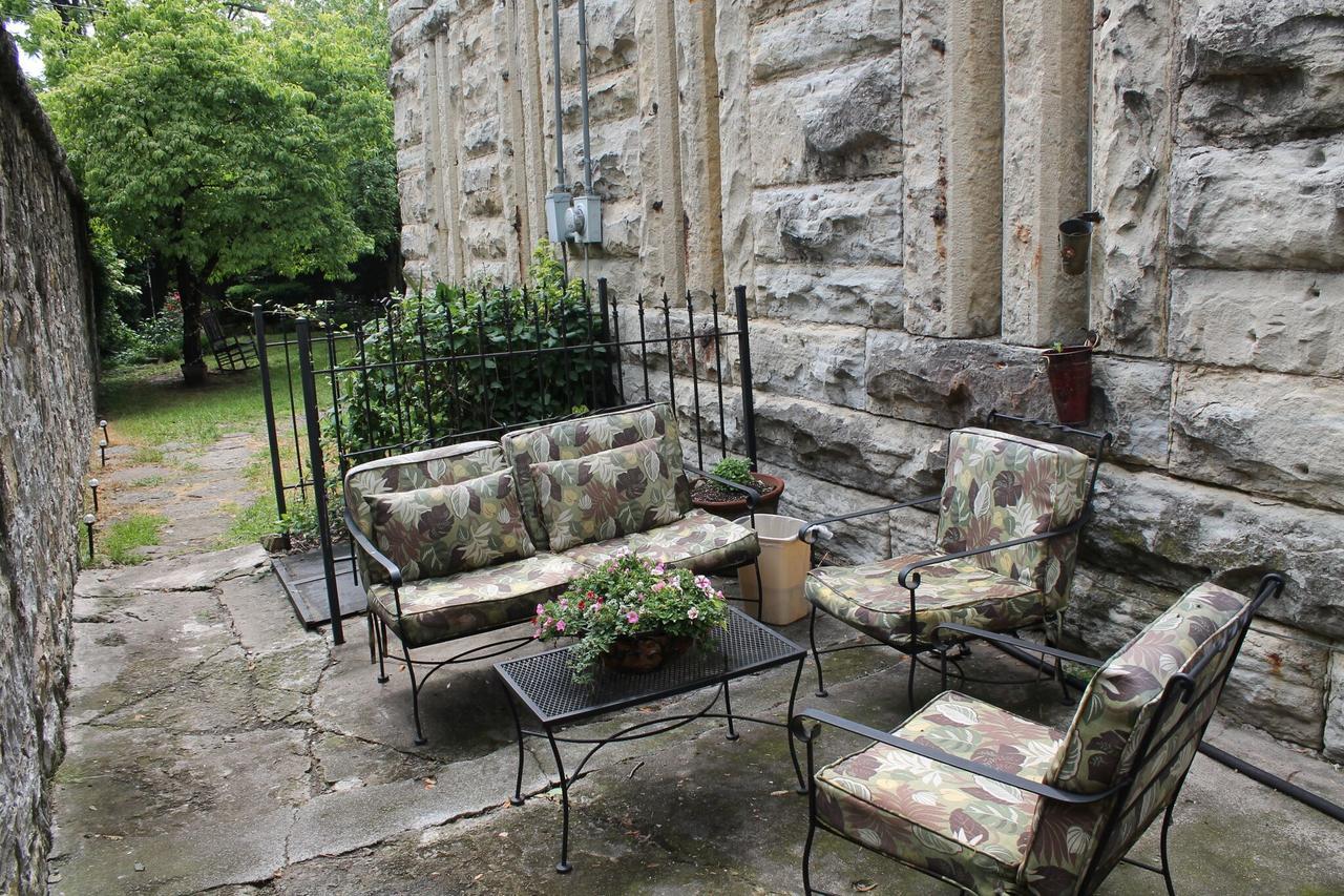 Jailer'S Inn Бардстаун Экстерьер фото